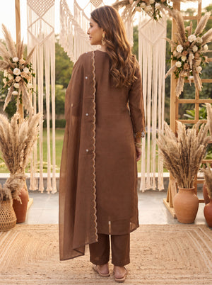 Color_Brown