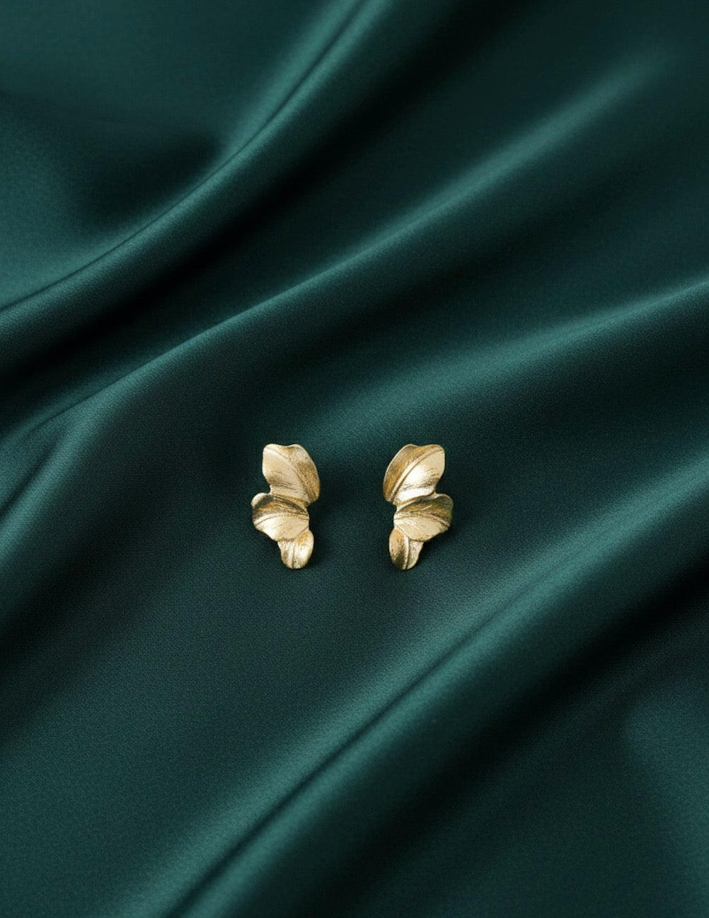 Color_ Gold