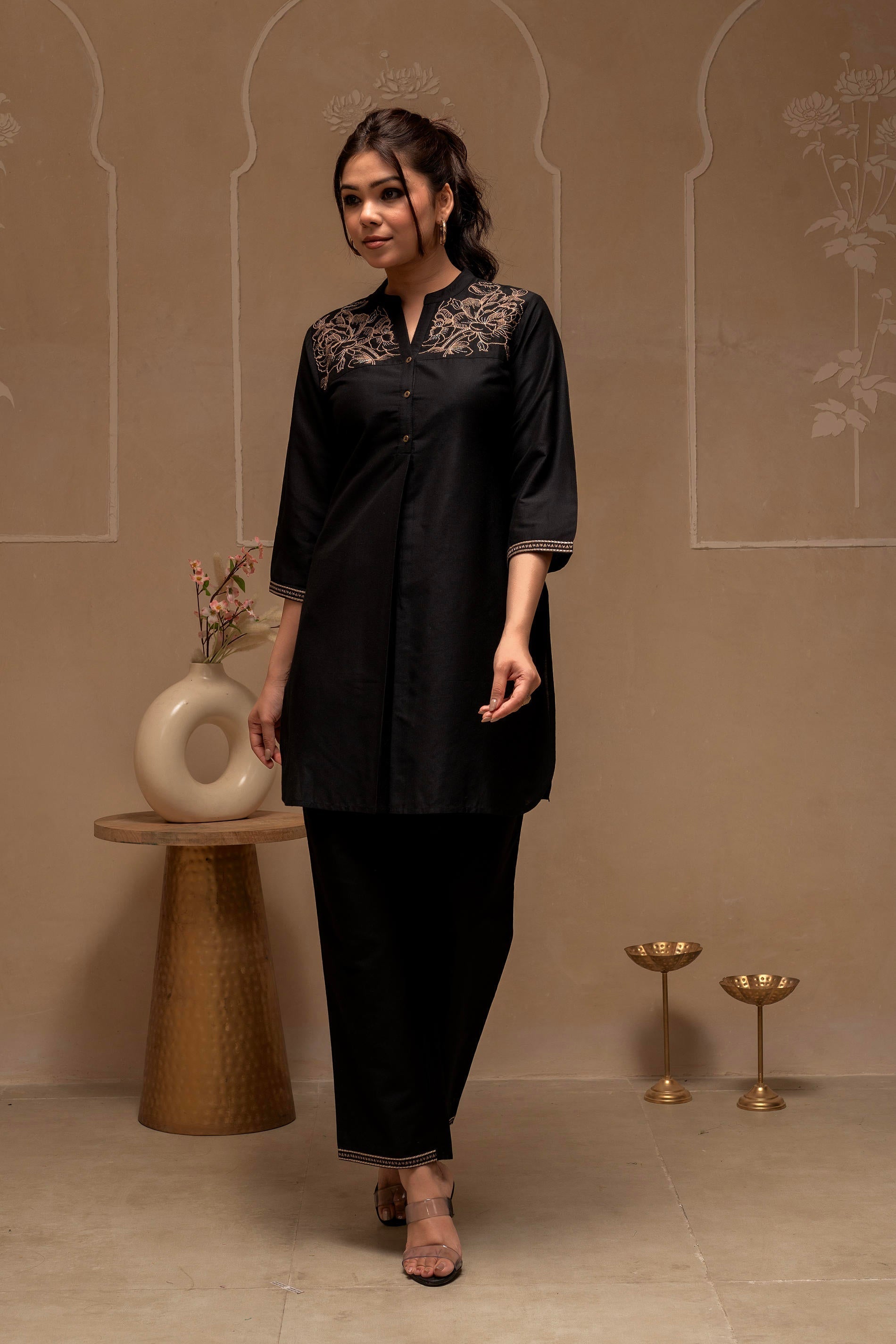 Color_Black