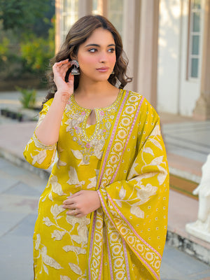 Color_Yellow