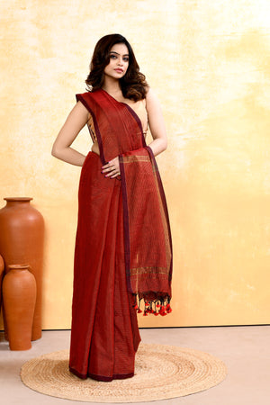 Color_maroon