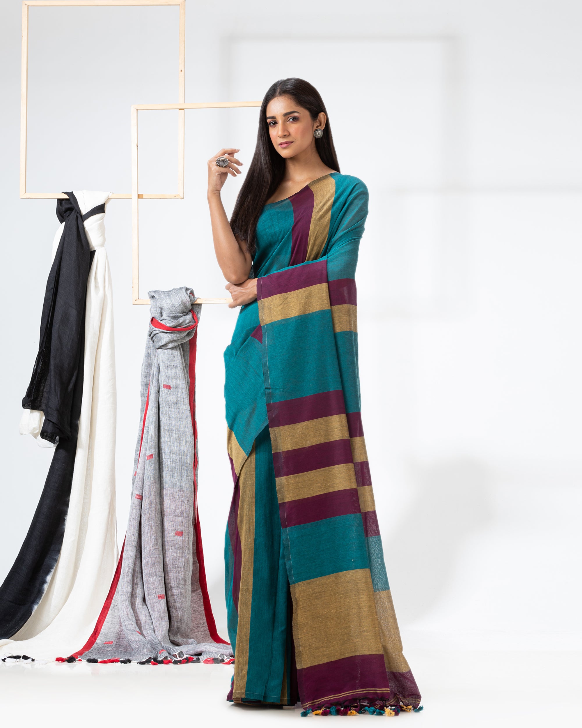 Women's Handspun Cotton Teal Handloom Saree