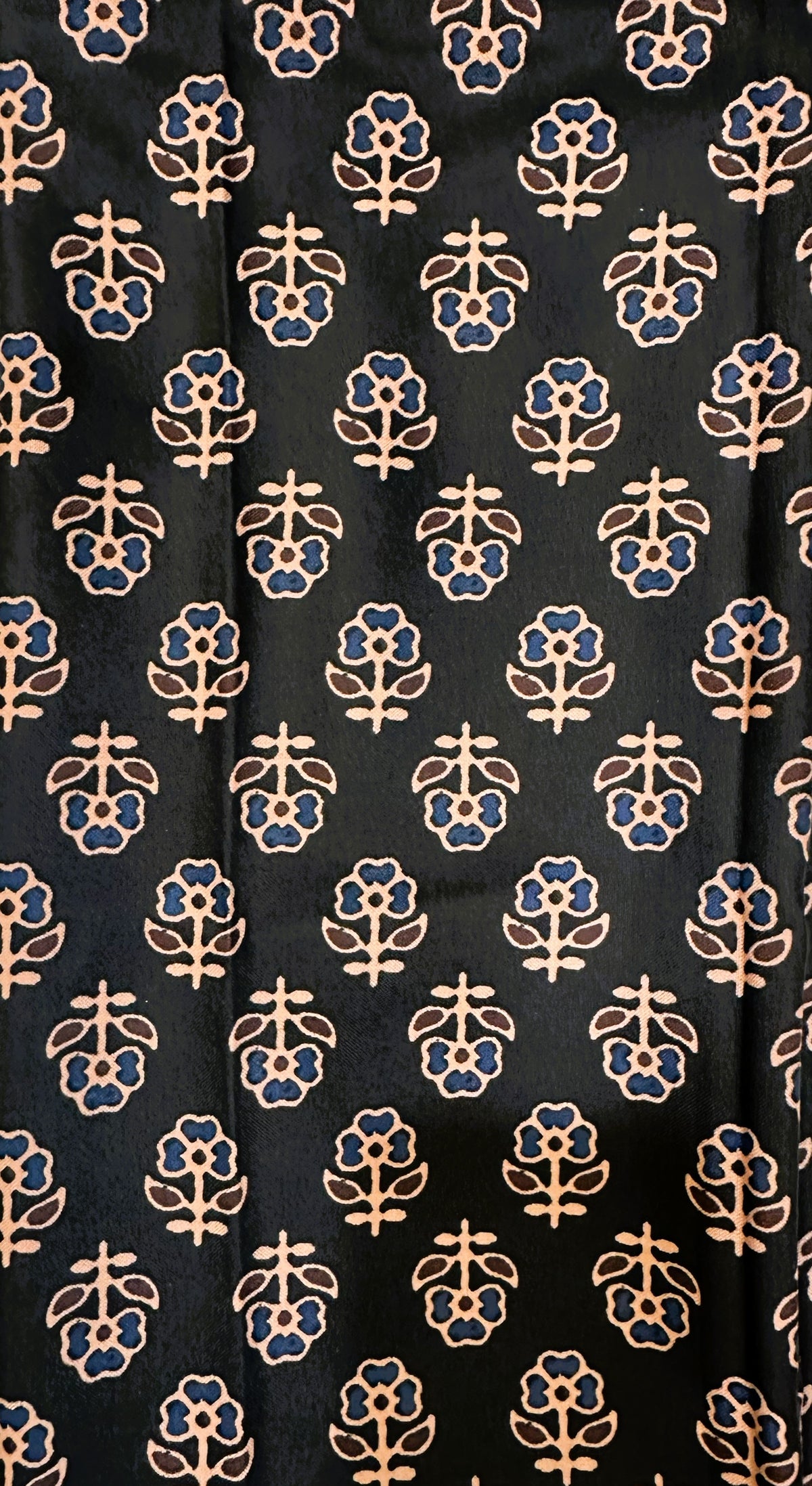 Color_Black