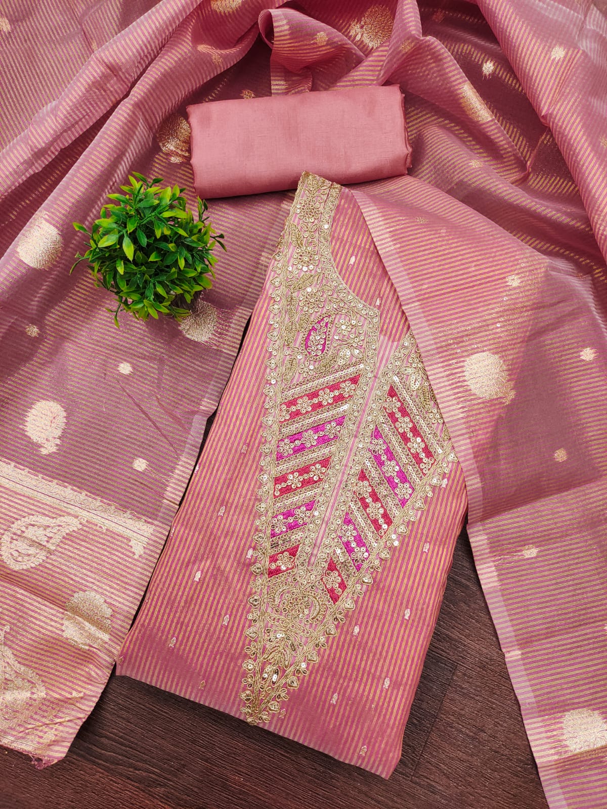 Color_Pink