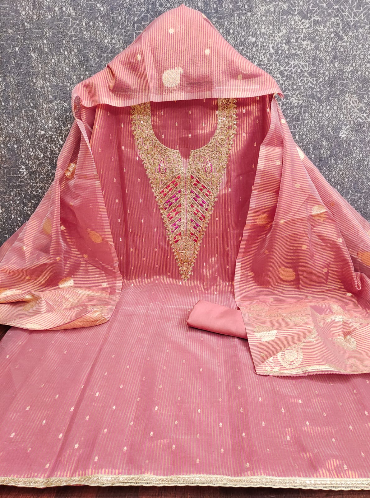 Color_Pink
