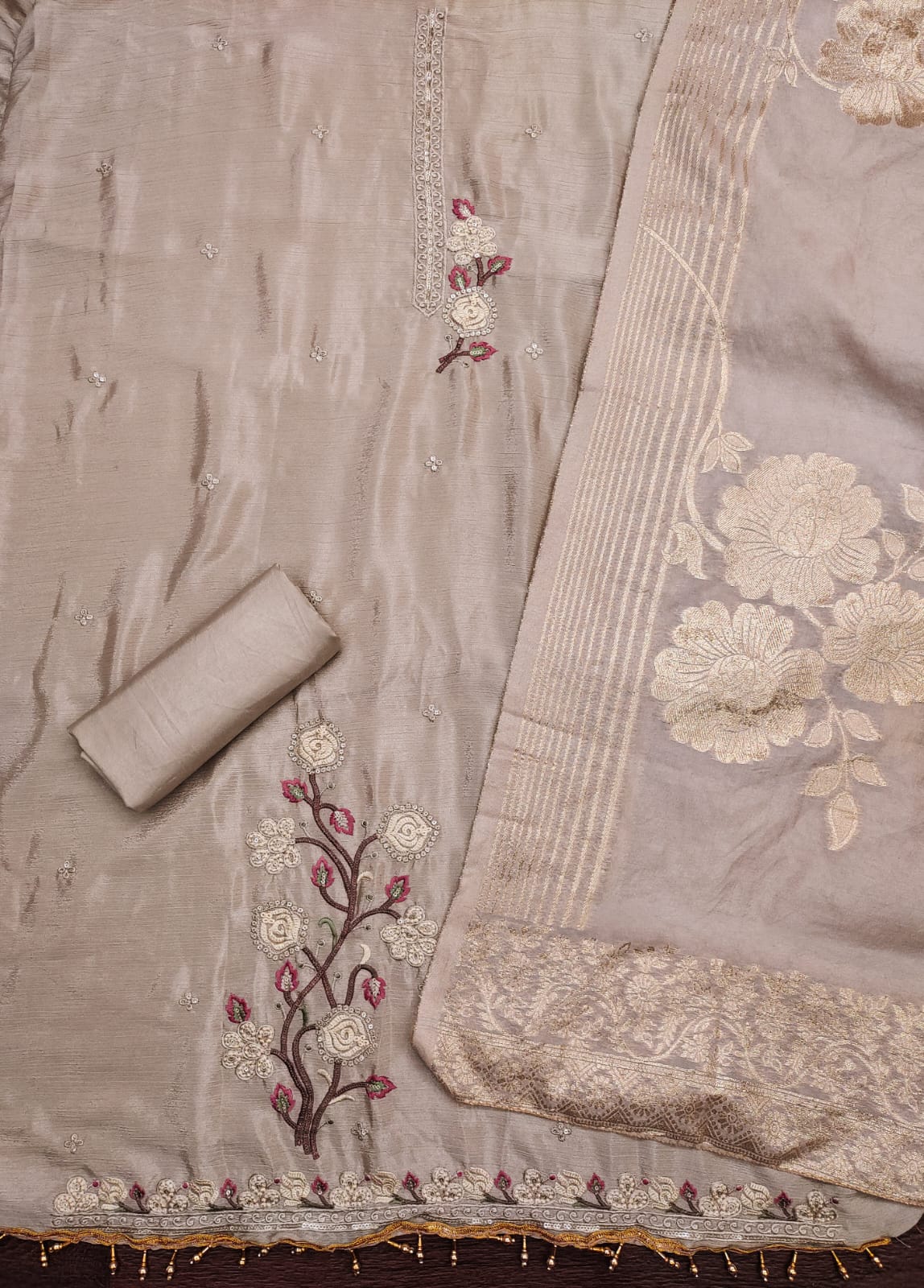 Color_Beige