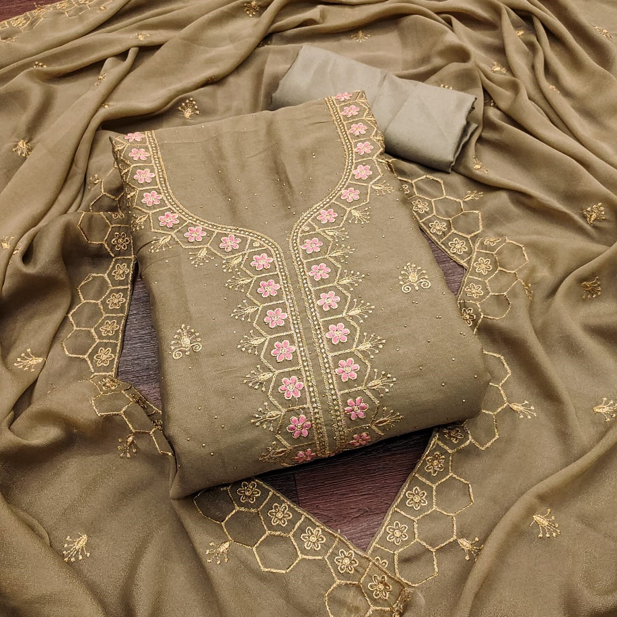 Color_Beige