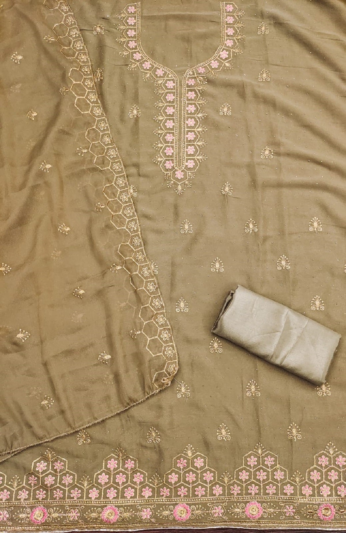 Color_Beige