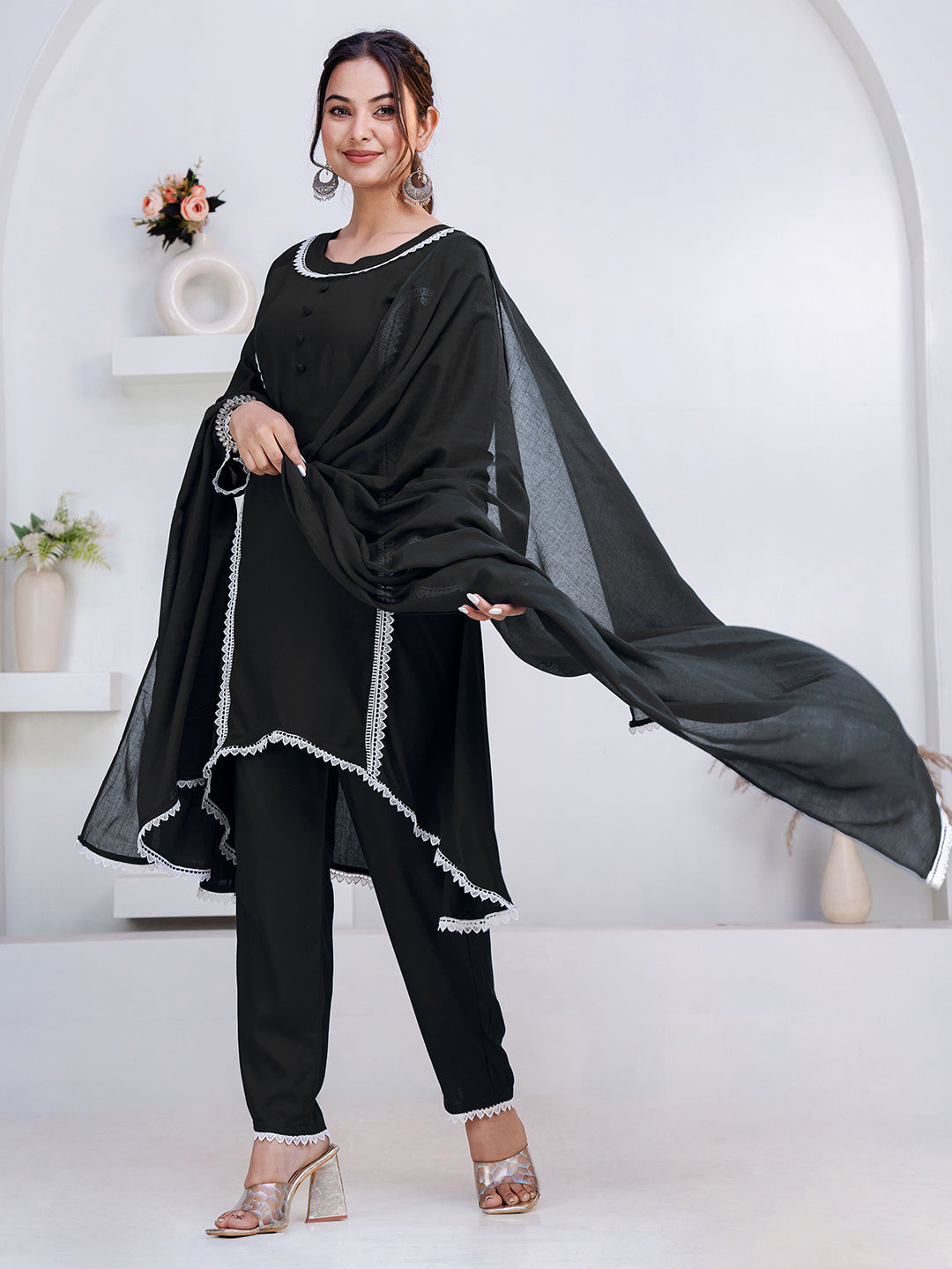 Color_Black