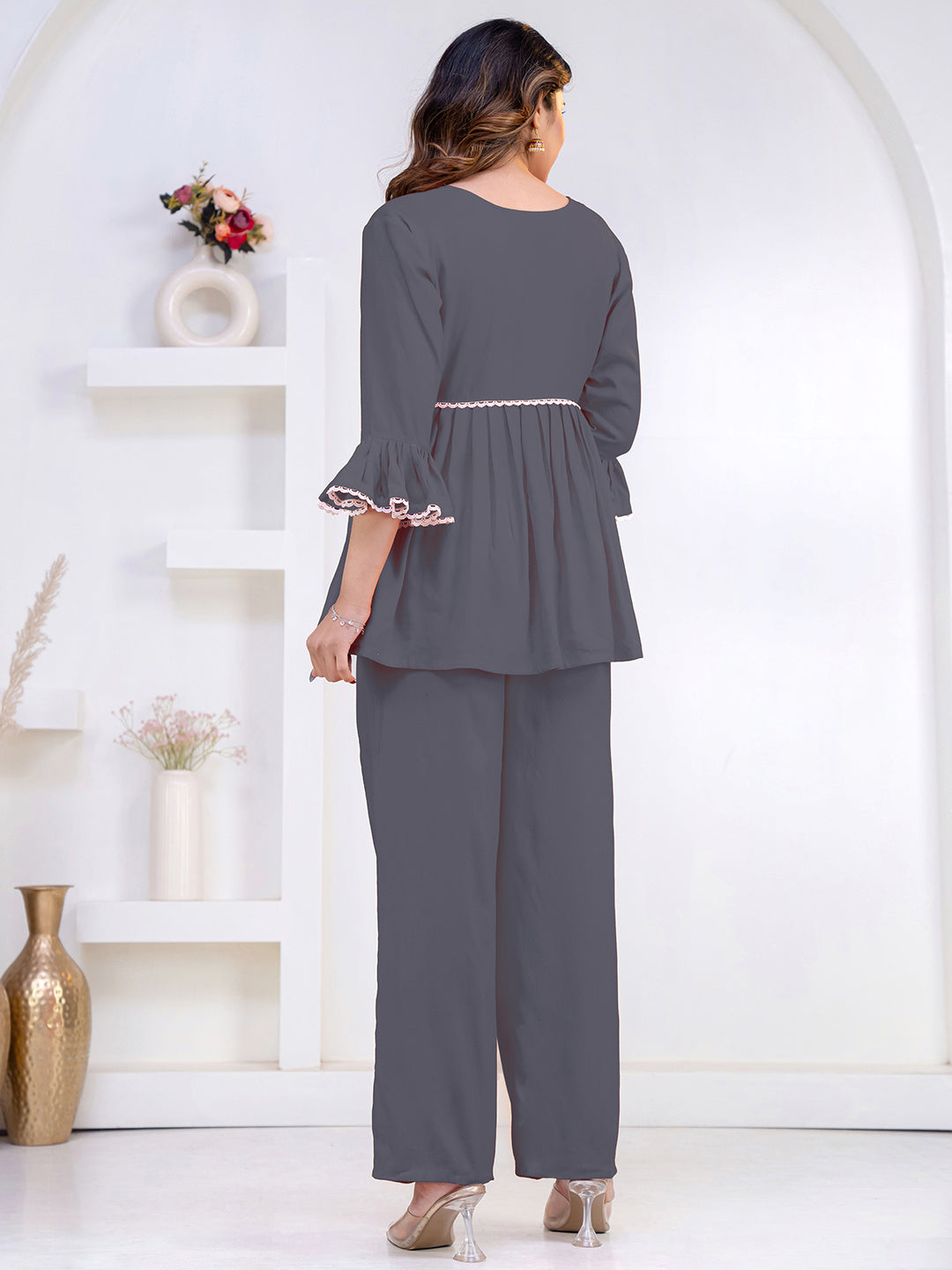 Color_Grey