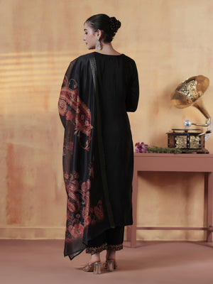 Color_Black