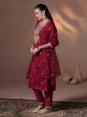 Color_Maroon