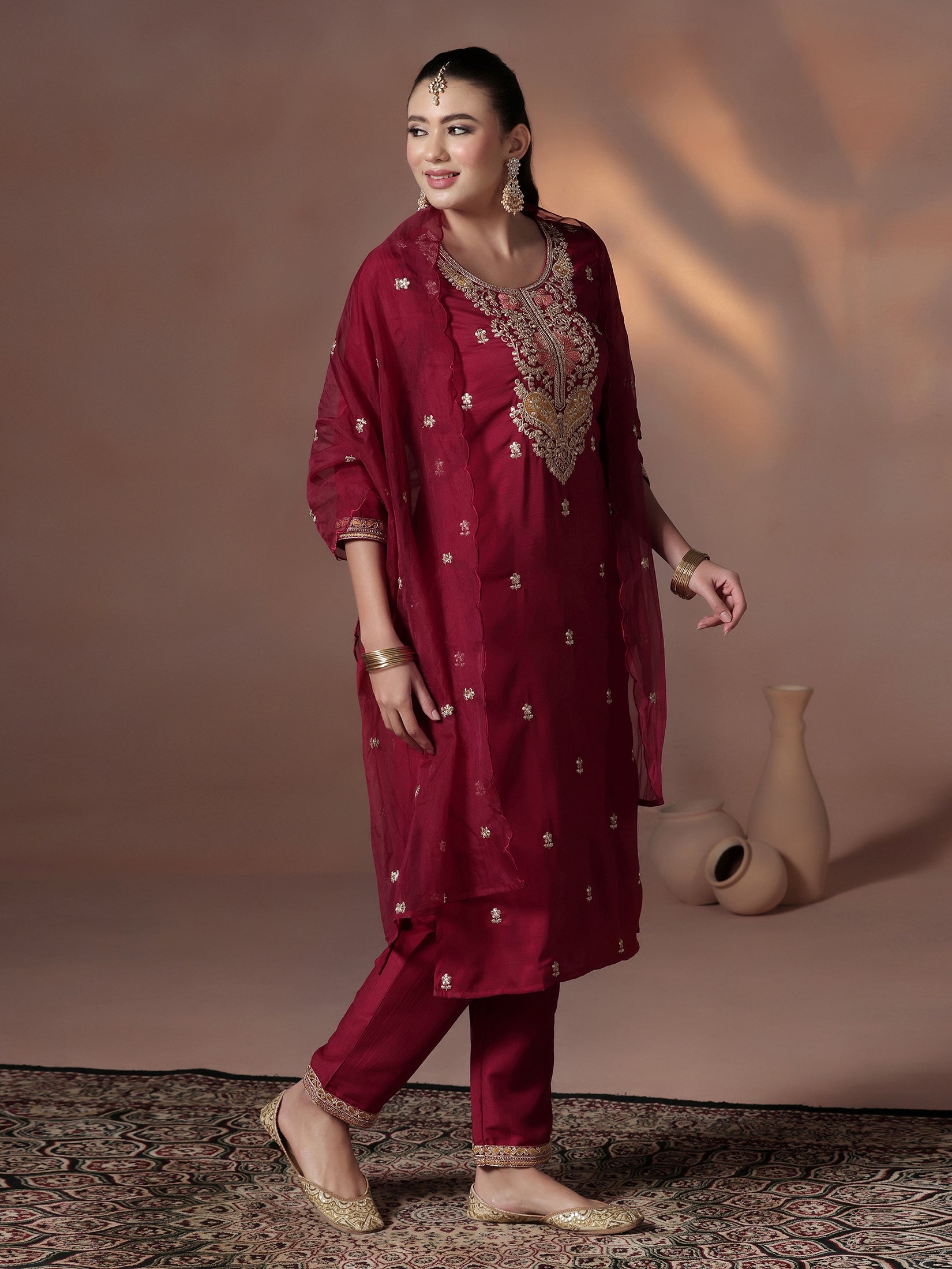 Color_Maroon