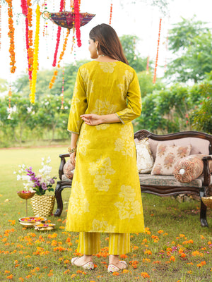 Color_Yellow