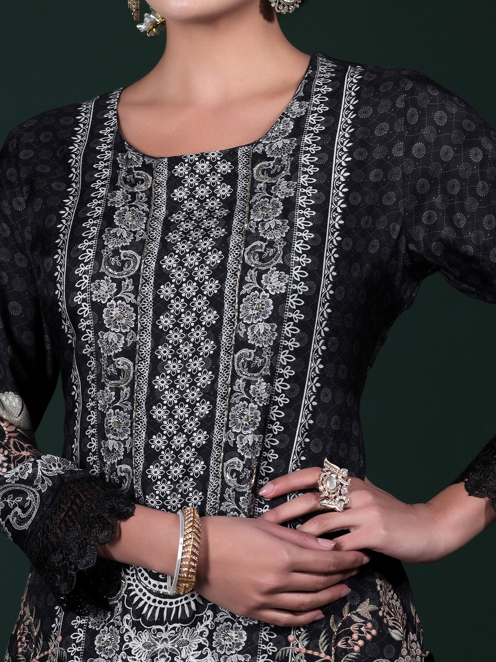Color_Black
