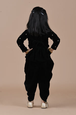 Color_Black
