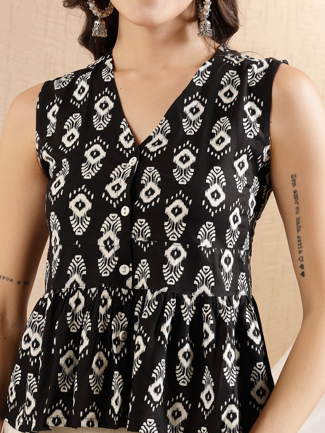 Color_Black