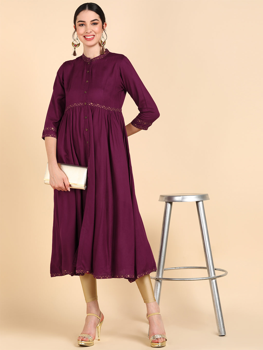 Women's Viscose Rayon Solid Kurta