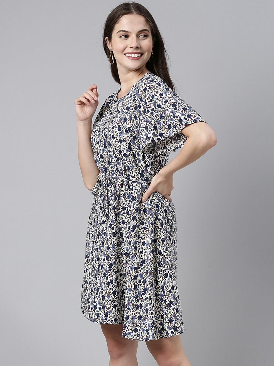 Women's Black Polyester Floral Printed Dress