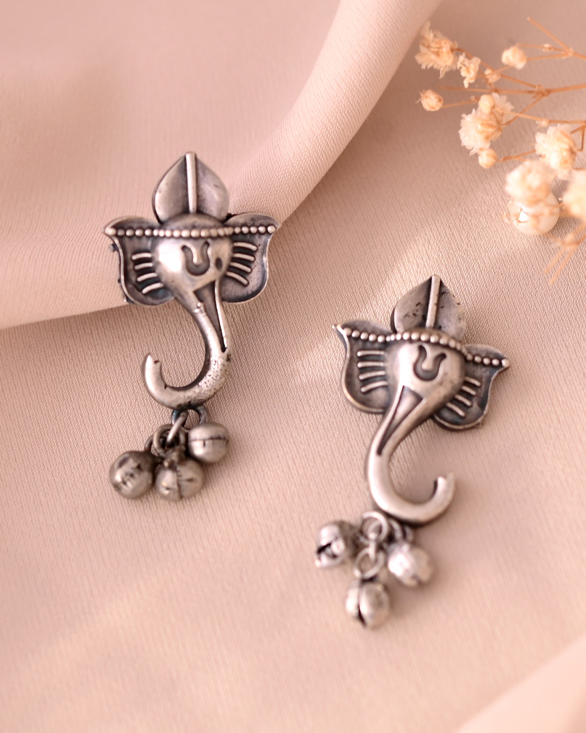 Color_Silver