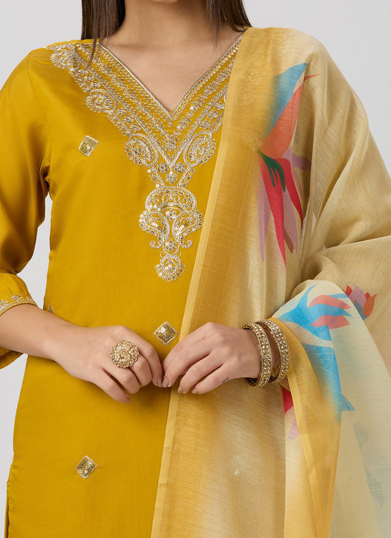 Color_YELLOW