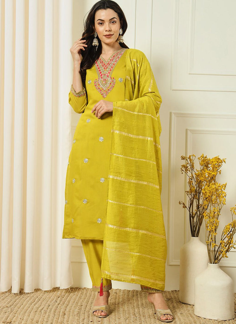 Color_YELLOW