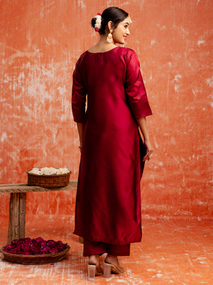 Color_Maroon