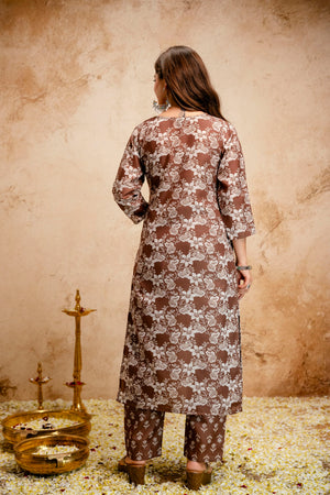 Color_Brown