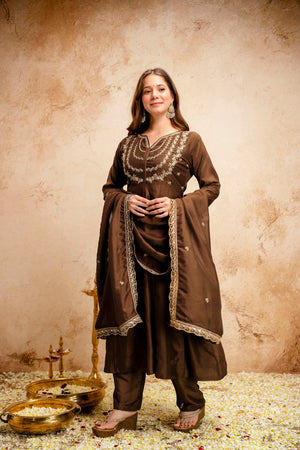 Color_Brown