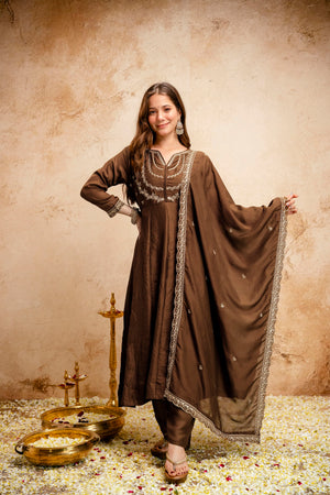 Color_Brown