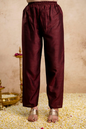 Color_Maroon