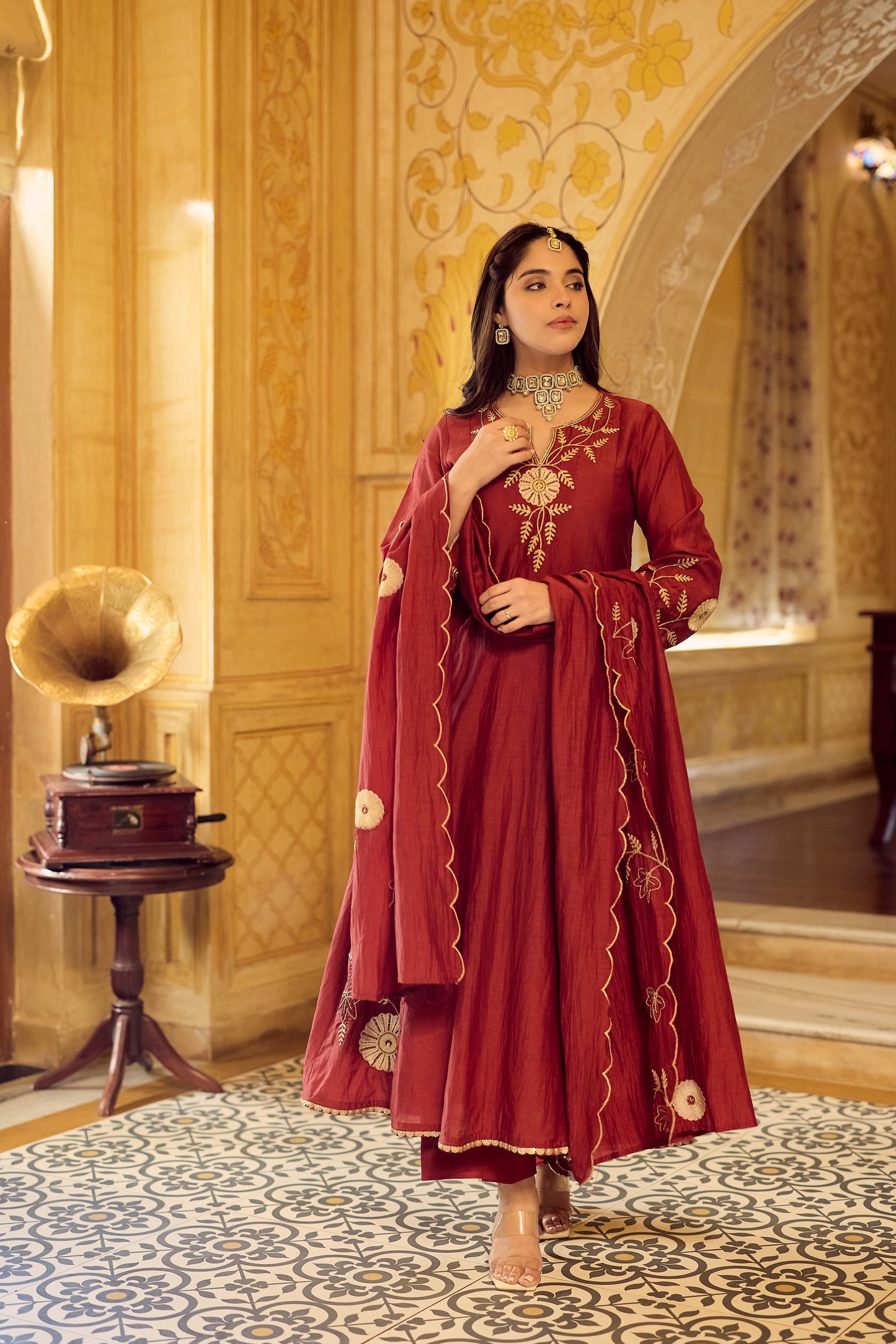Color_Maroon