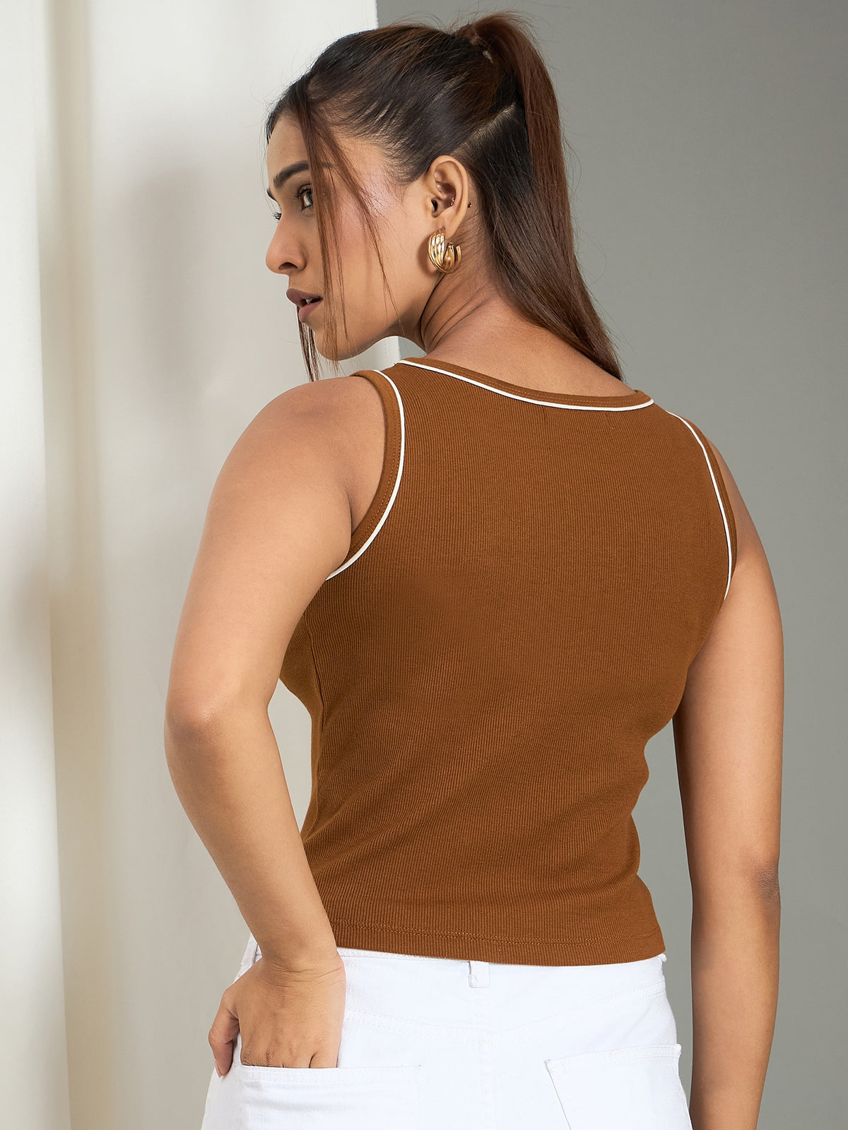 Color_Brown
