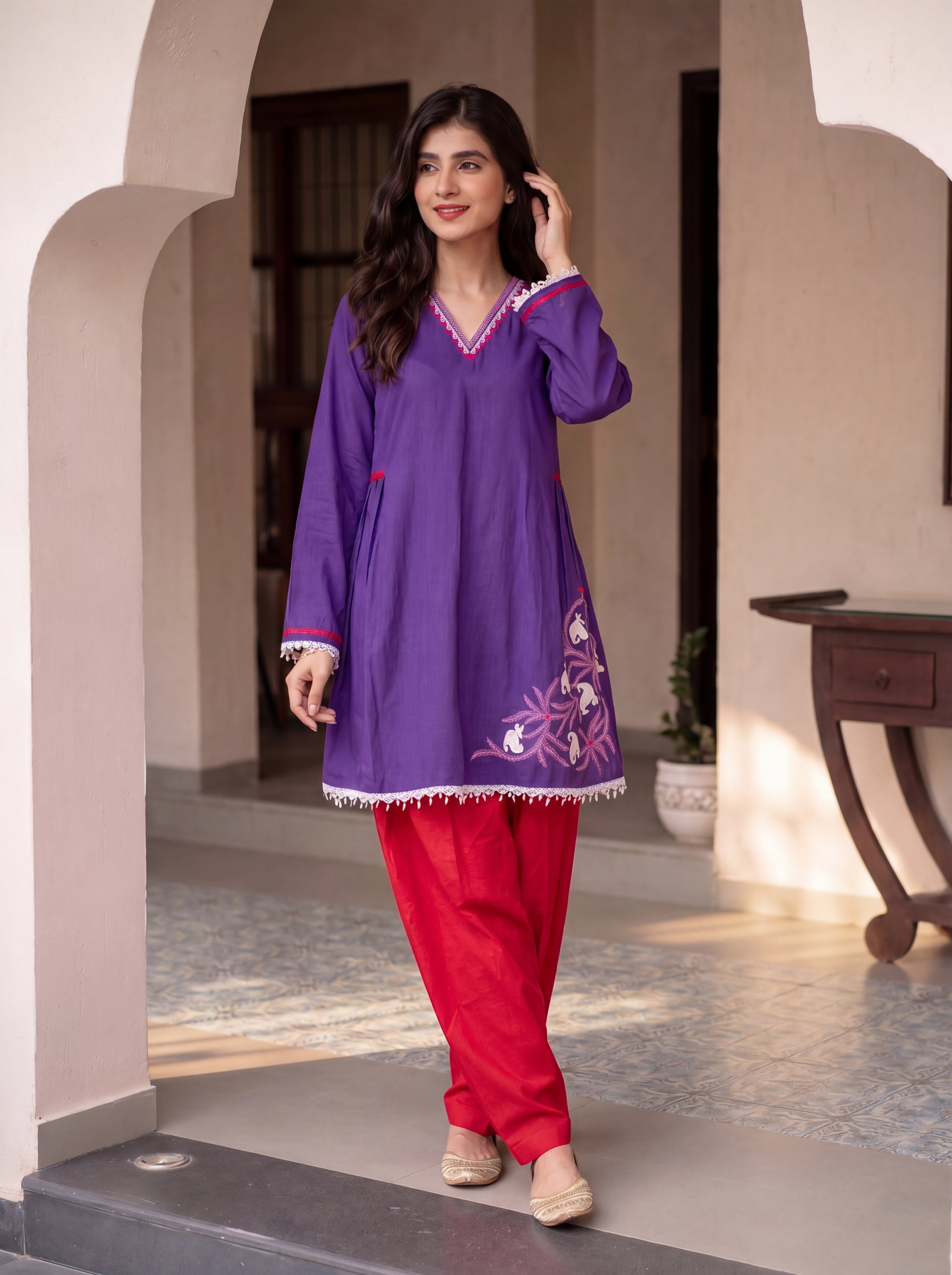Women's Purple Pure Muslin Floral Embroidered Kurti with Salwar