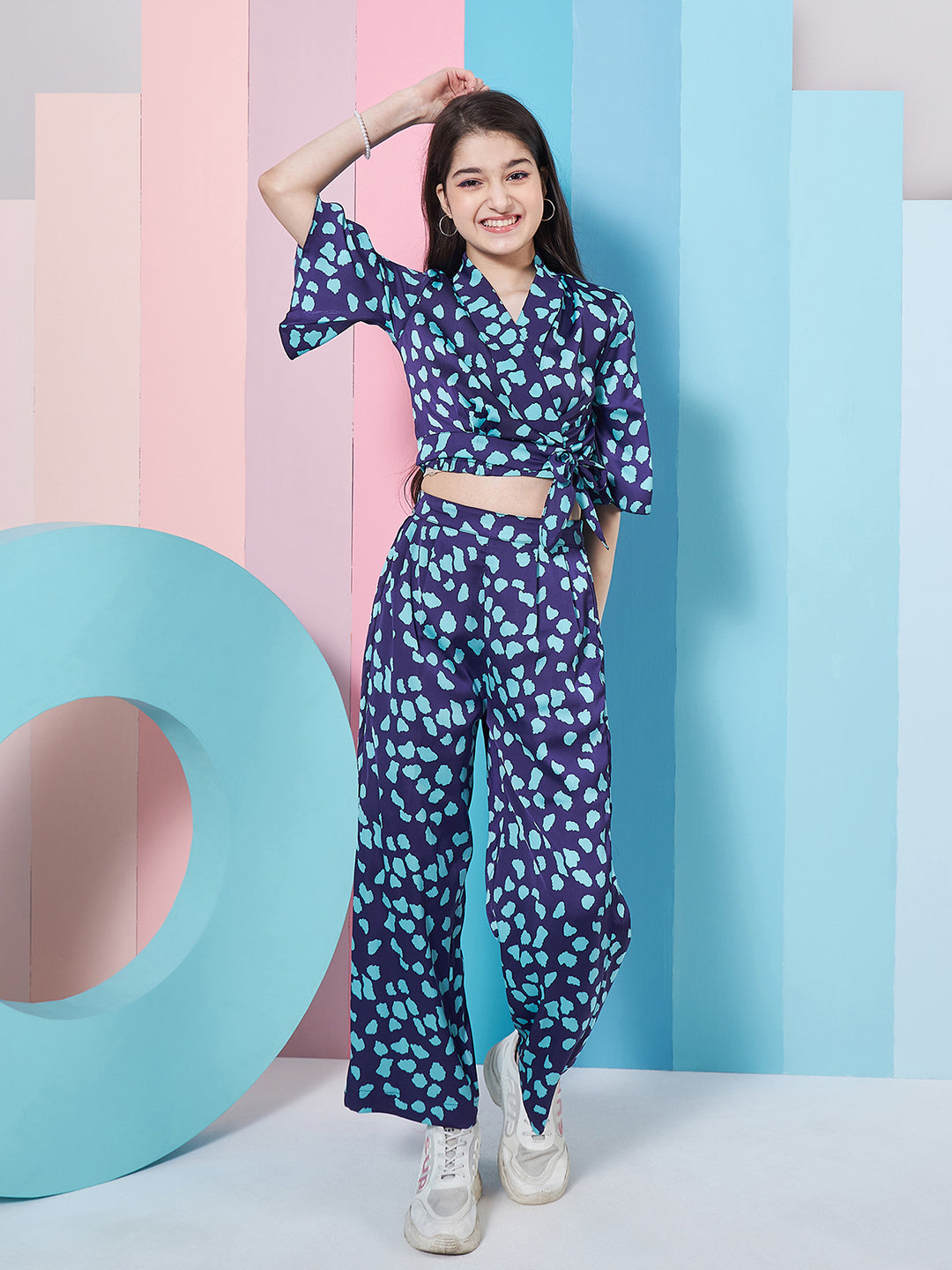 Girls Abstract Printed Crop Top With Trousers