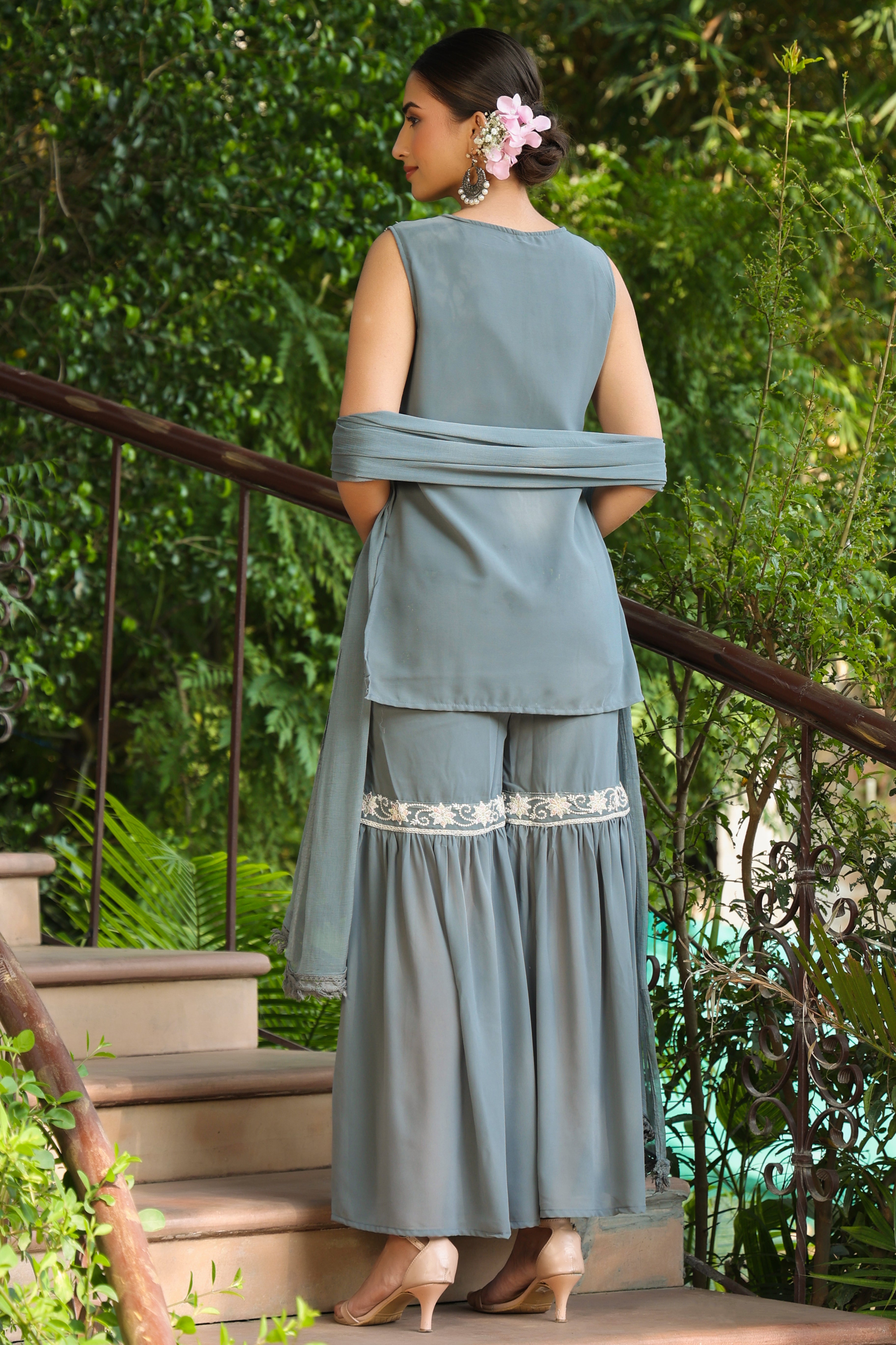 Color_Grey
