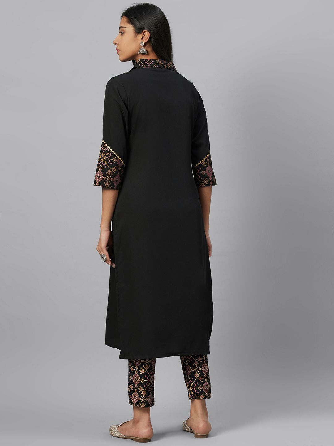 Color_Black