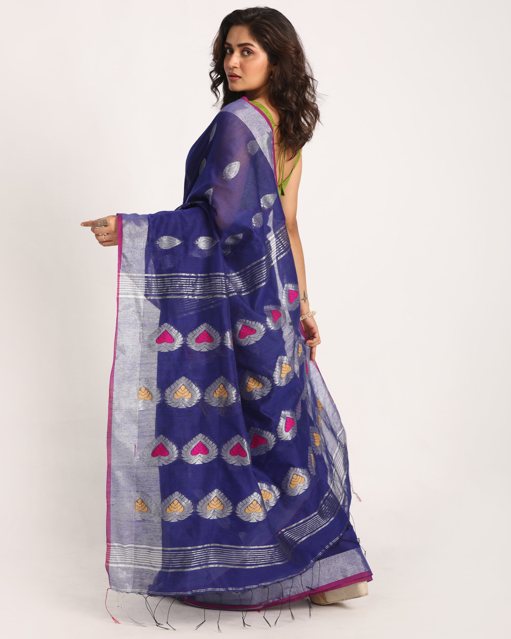 Women's Royal Blue Cotton Blend Handloom Jamdani Saree