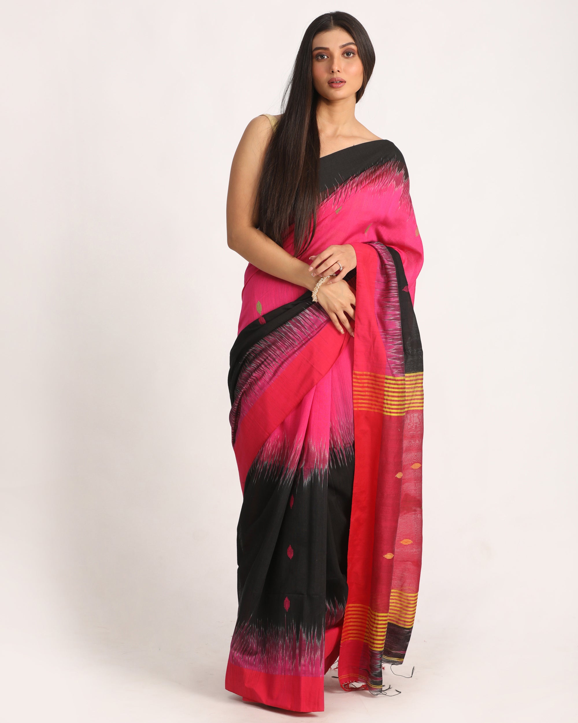 Women's Fuchsia Black Cotton Blend Handloom Tie Dye Jamdani Saree