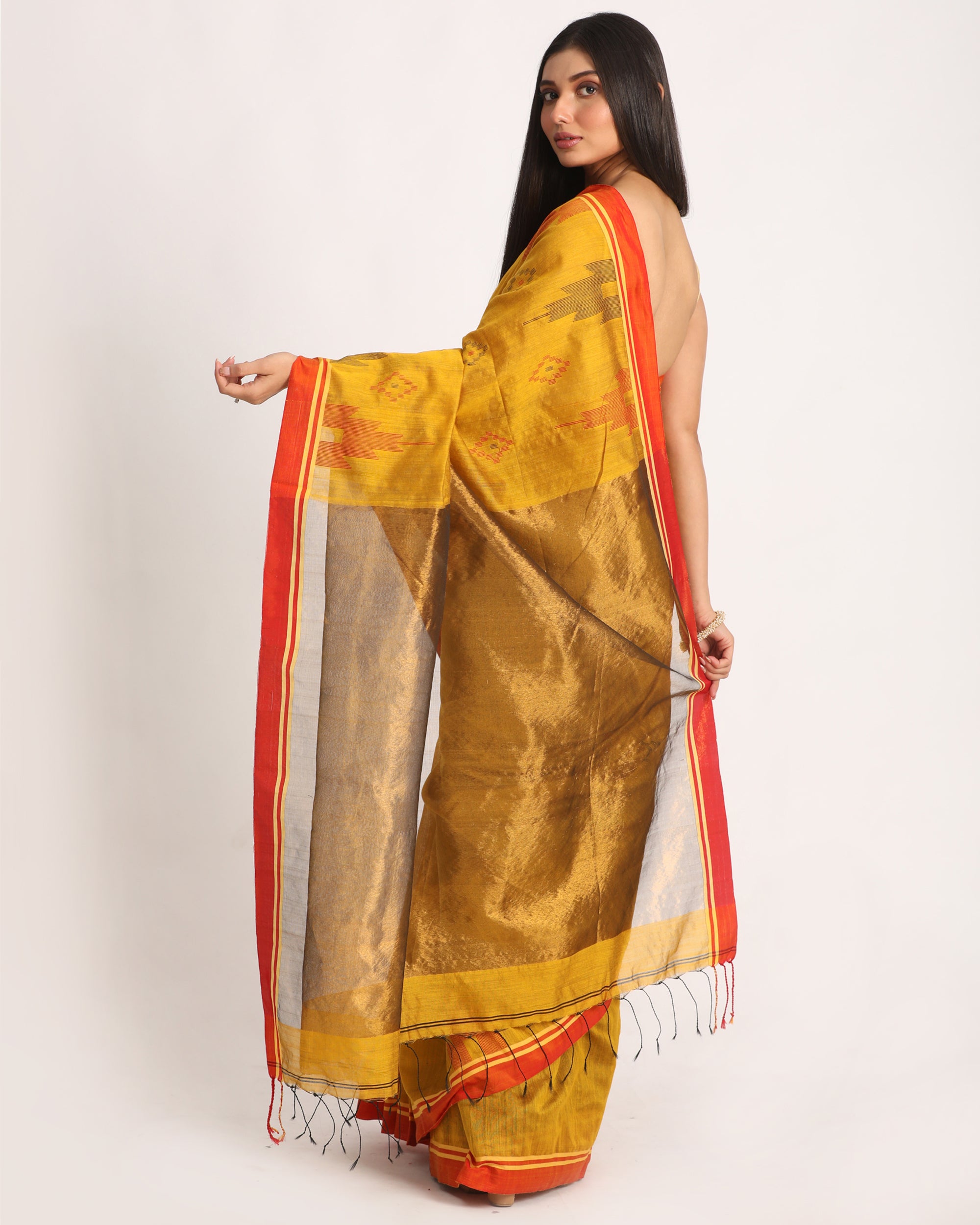 Women's Dark Yellow Cotton Blend Handloom Jamdani Saree