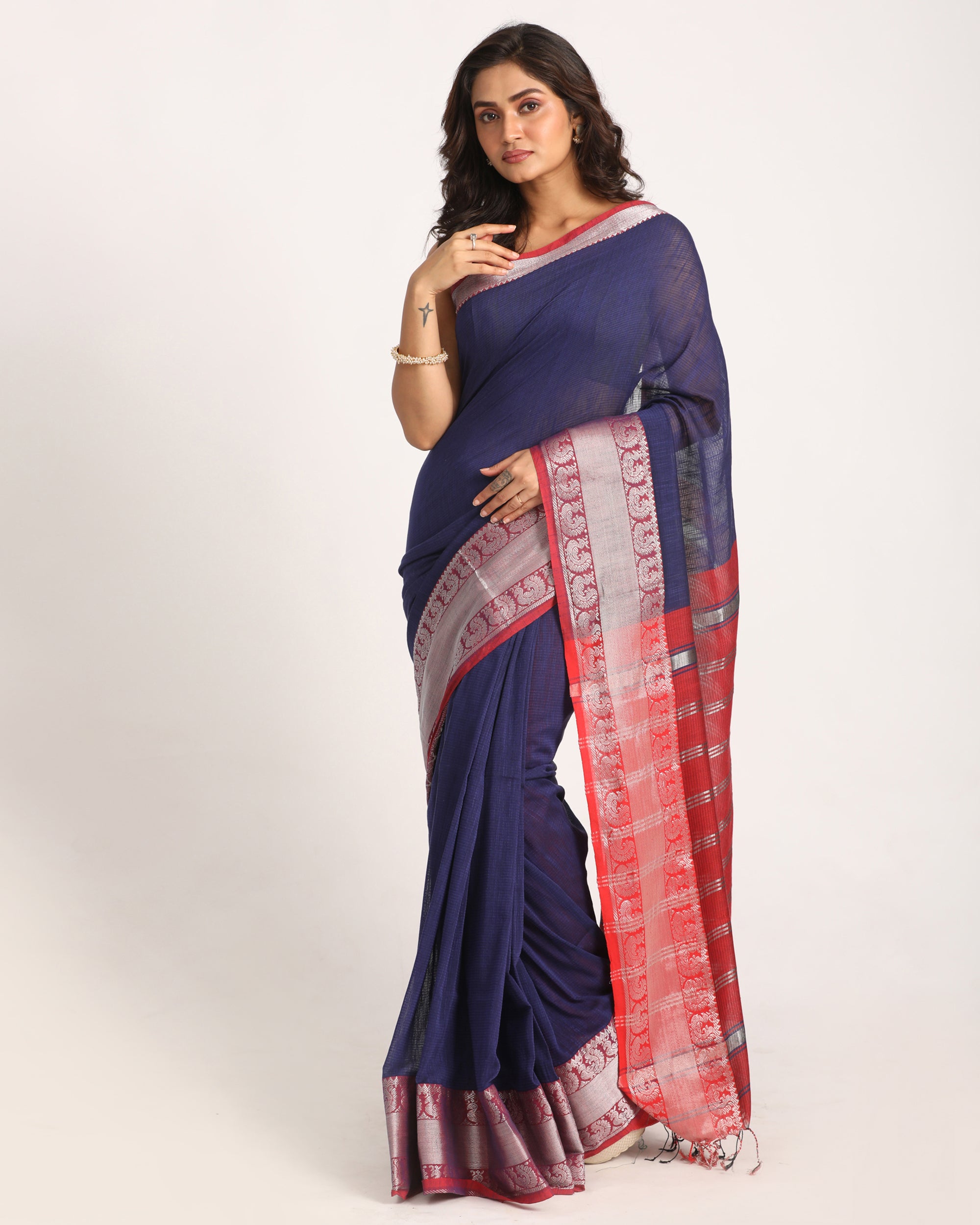 Women's Navy Blue Handloom Cotton Tangail Saree
