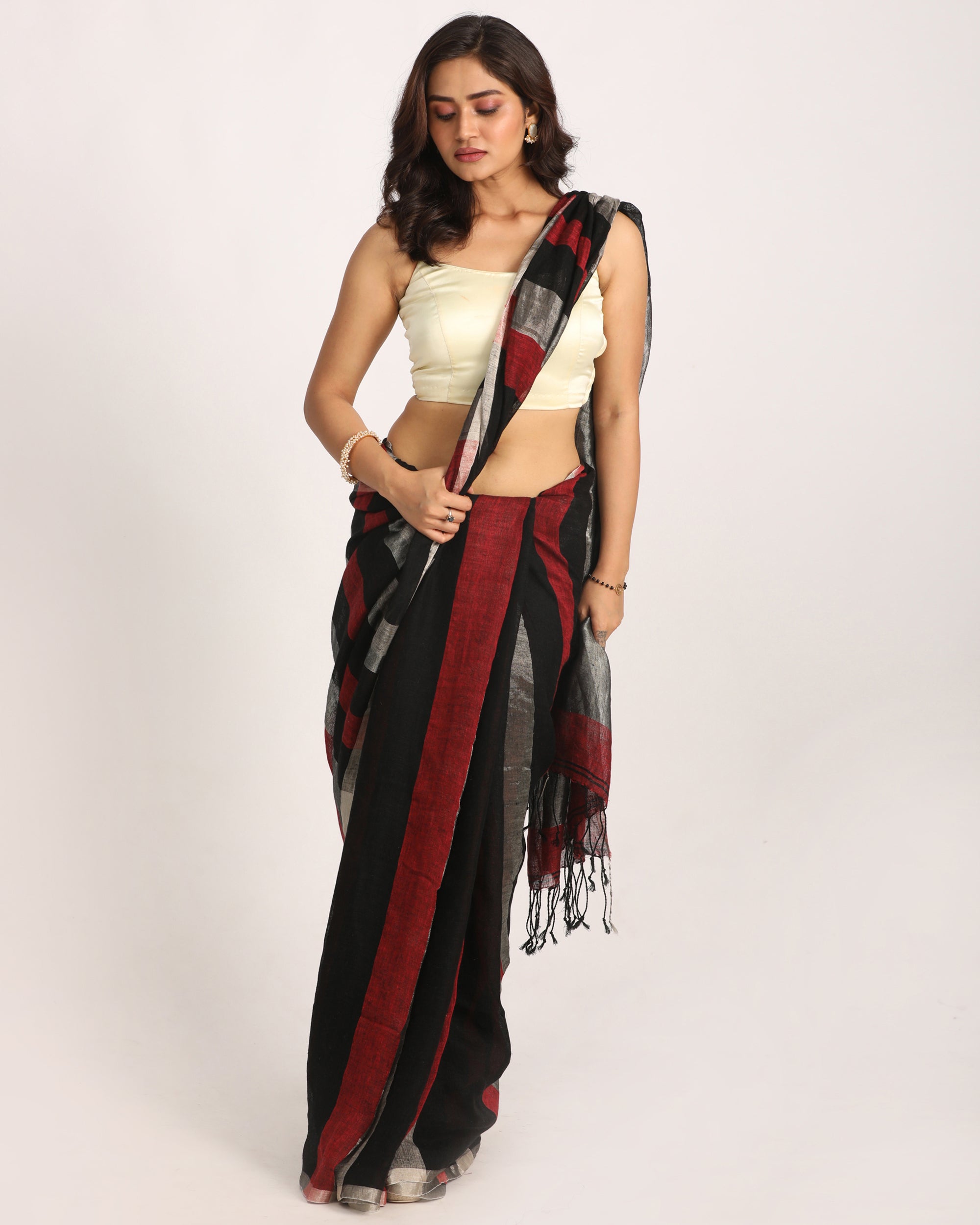 Women's Multicolour Traditional Handloom Check Linen Saree