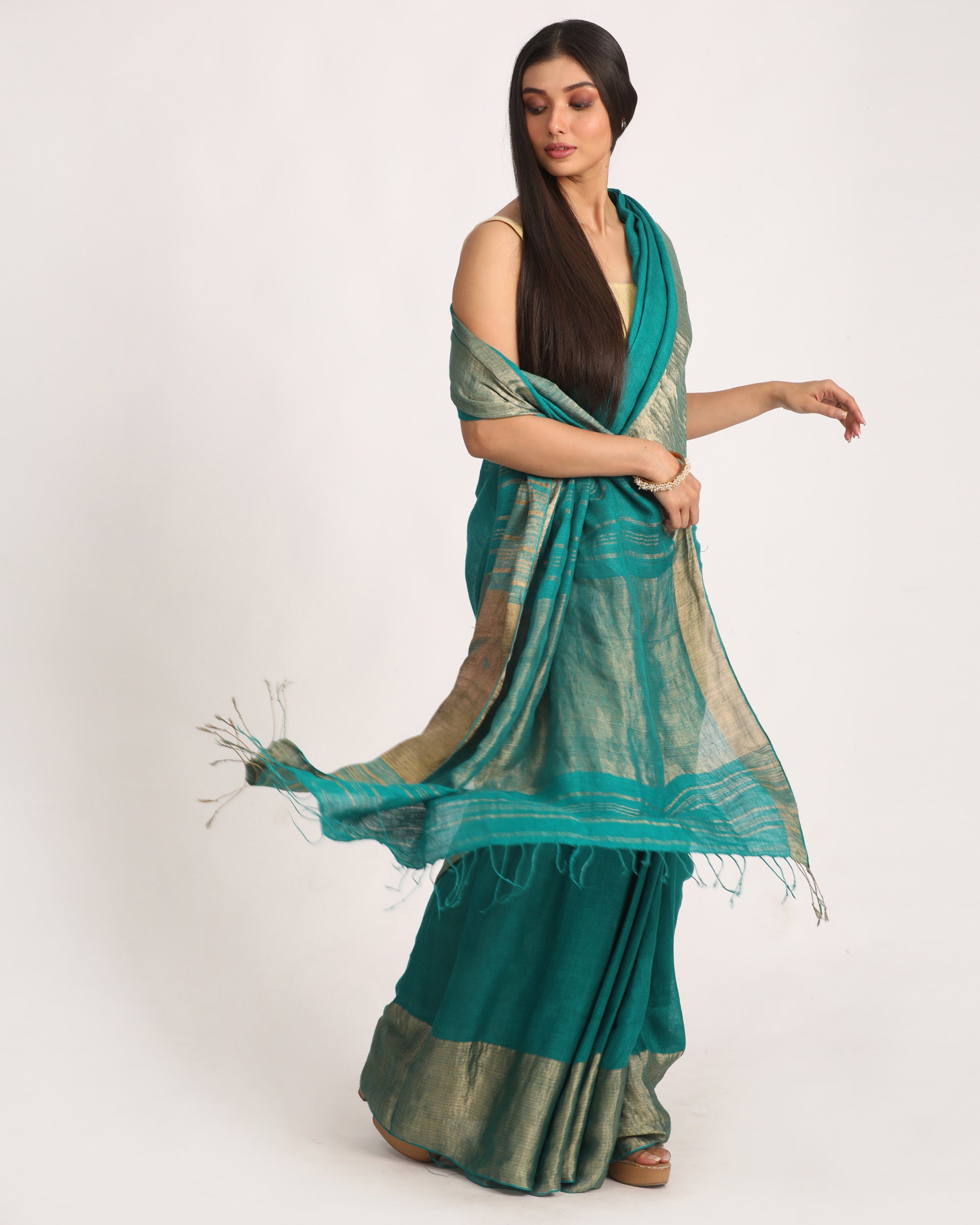 Women's Turquoise Traditional Handloom Linen Saree
