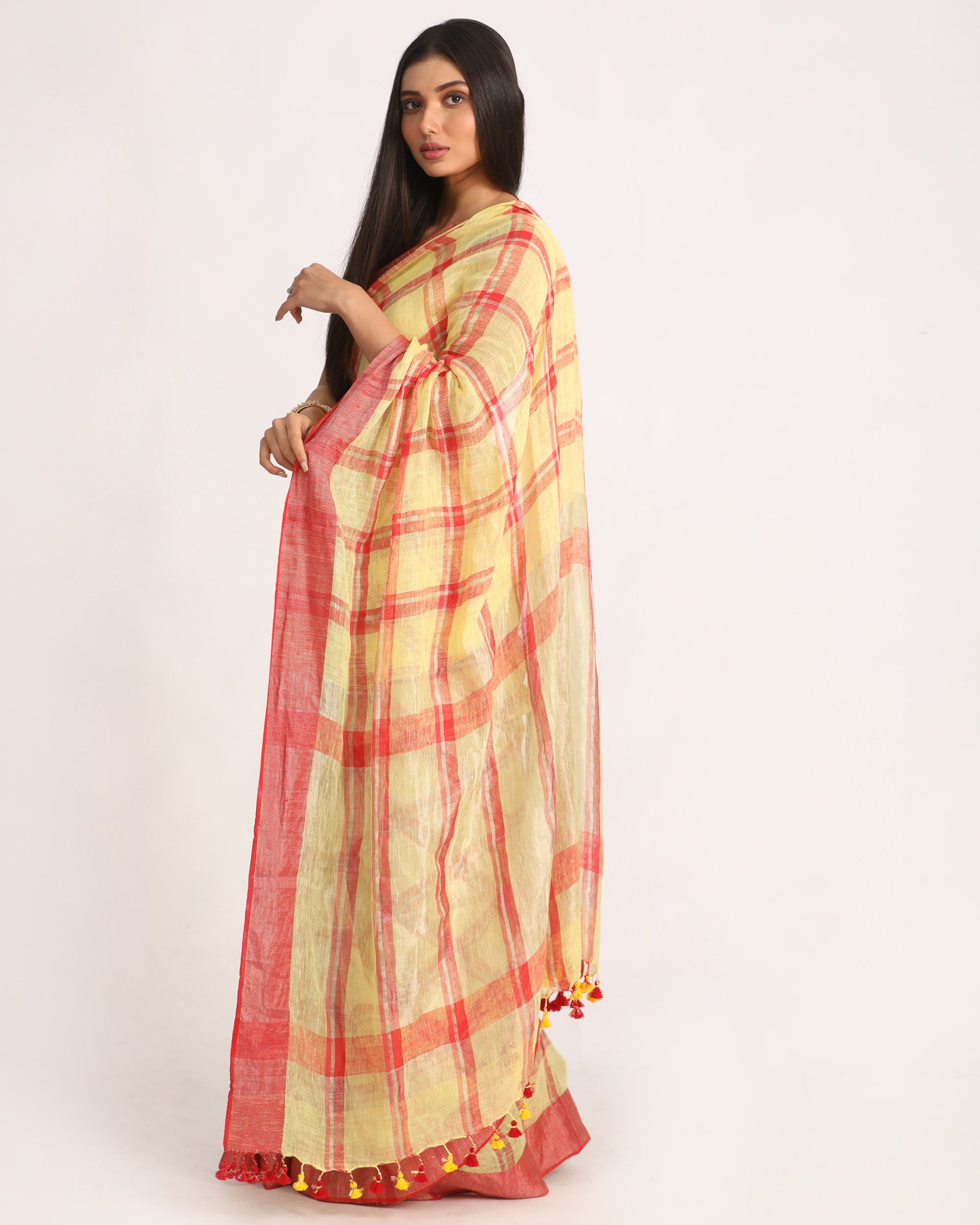 Women's Lemon Maroon Handloom Check Linen Saree