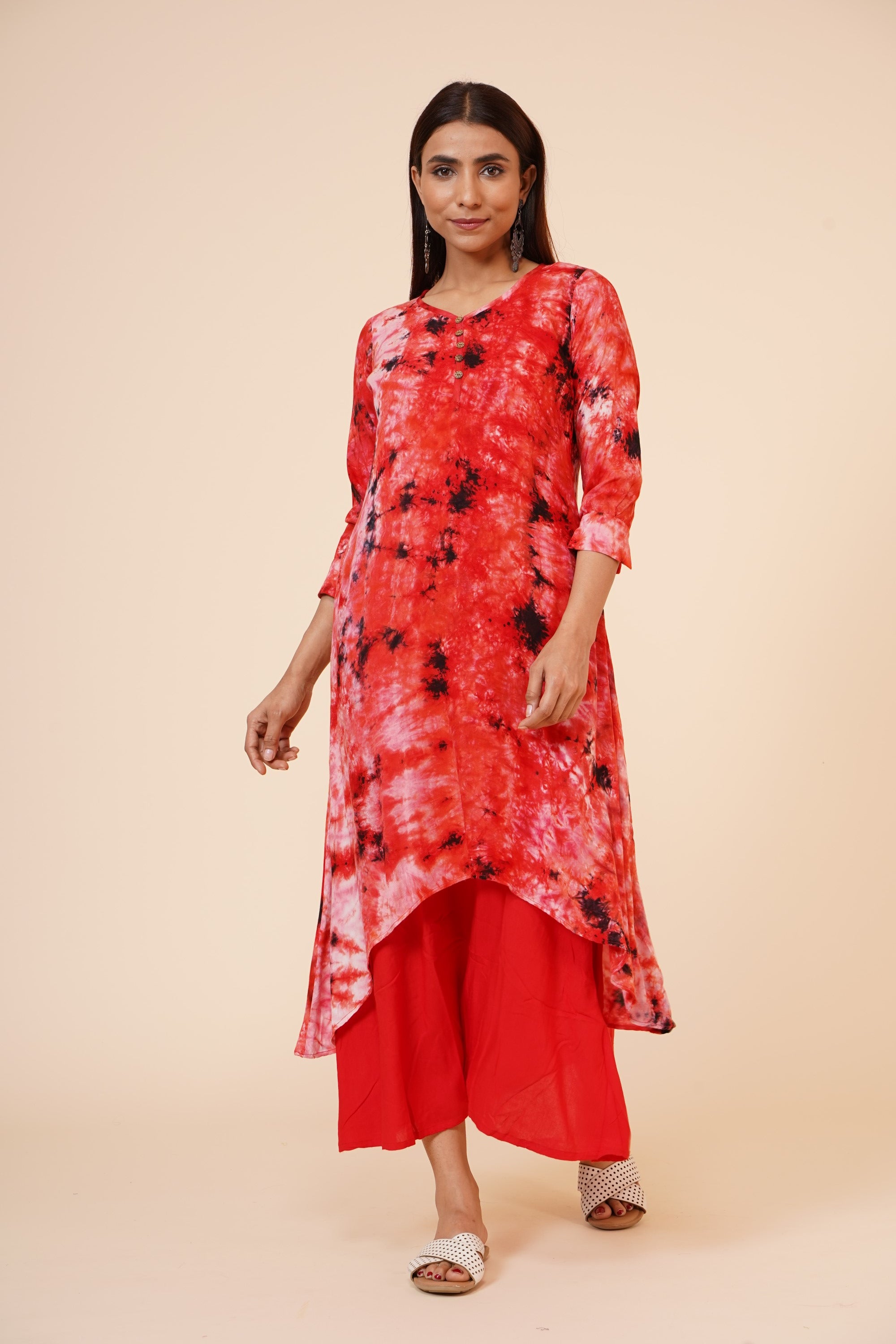 Women's Indian Tie N Dye Kurti With Wooden Button Placket And Cuff