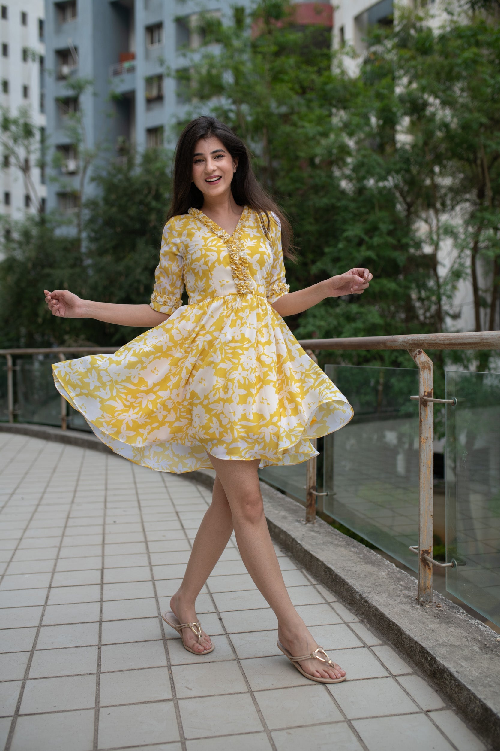 Women's Yellow White Floral Short Dress (1pc)