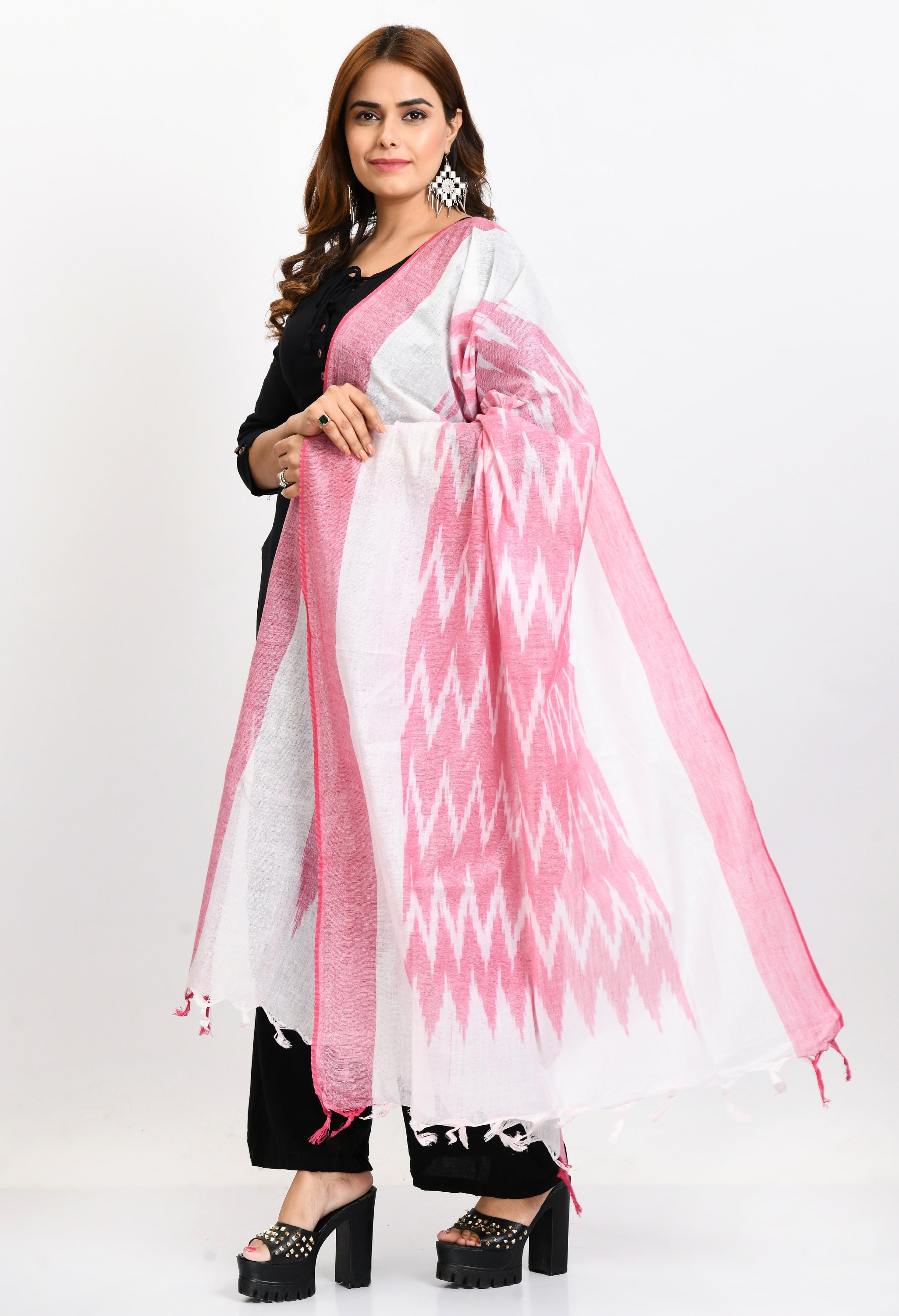 Women's Handloom Cotton Ikkat Baby Pink Dupatta