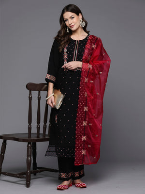 Color_Black