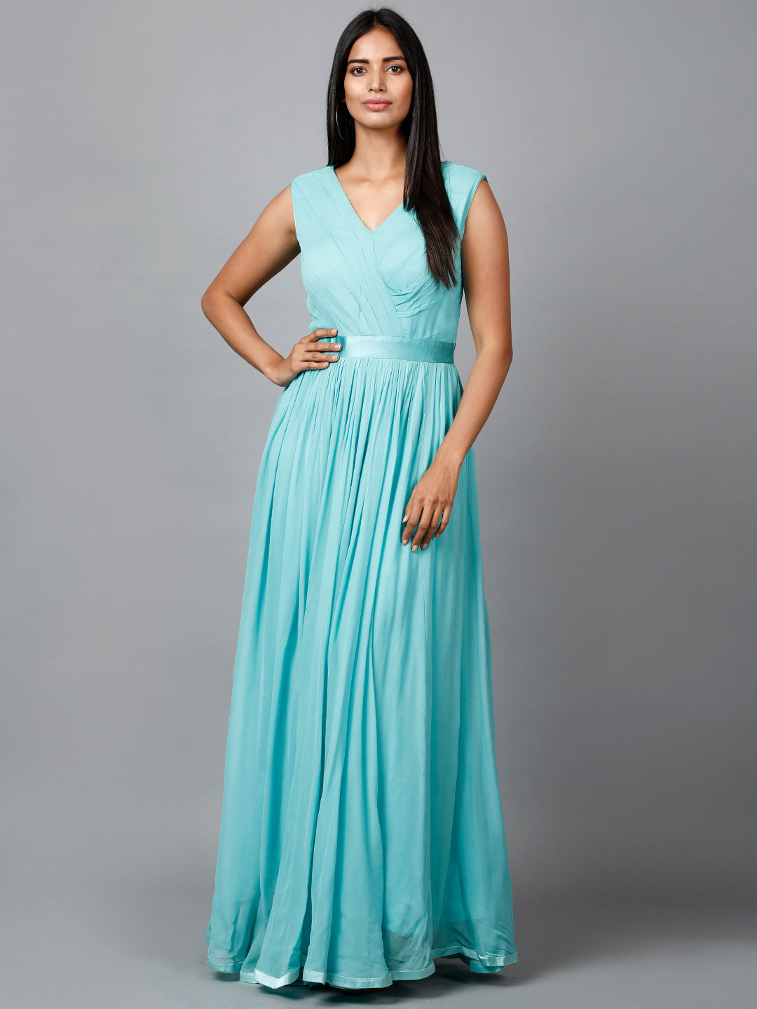 Women's Pleats Drape Georgette  Gown In Blue