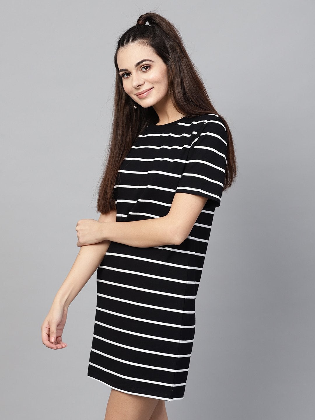 Women's Black White Stripe Shift Dress